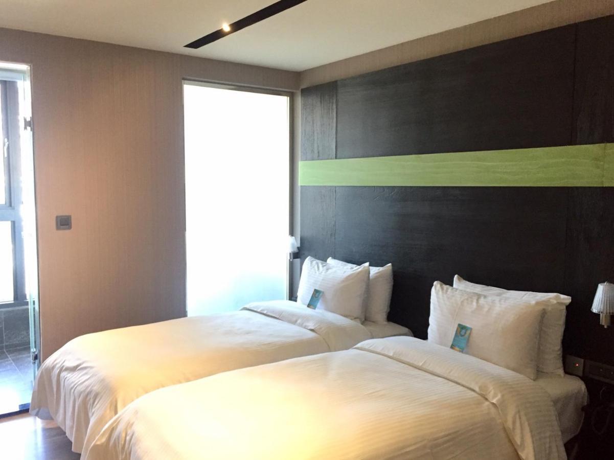 Fengjia Hotel Bell ไถจง ภายนอก รูปภาพ