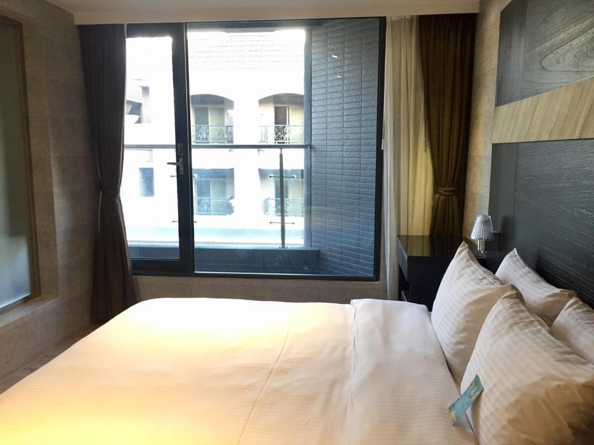 Fengjia Hotel Bell ไถจง ภายนอก รูปภาพ