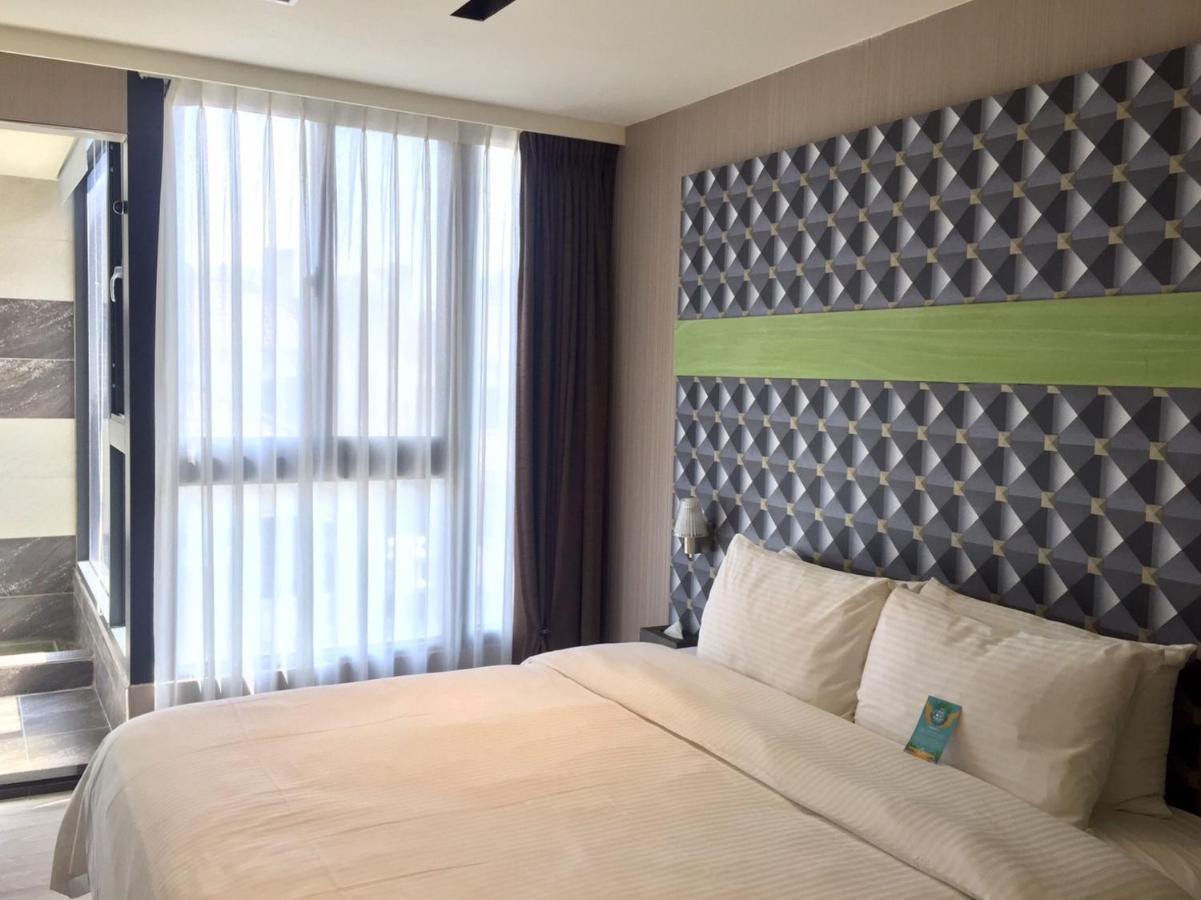 Fengjia Hotel Bell ไถจง ภายนอก รูปภาพ